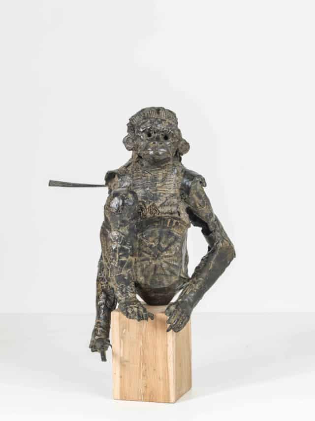 Singe estropié sculpture en bronze 38 x 25 x 55 cm édition 8 + 4 EA DP156  ©Denis Polge