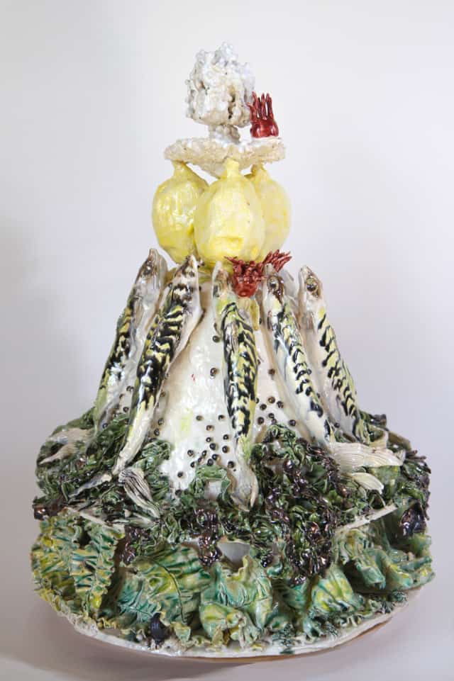 Gâteau d'algues et maquereaux, 2020 Céramique 60 x 44 cm, BC-2006 ©BACHELOT&CARON