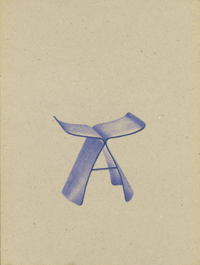 Butterfly Stool (1954), Sori Yanagi, 2016 Dessin au stylo à bille bleu sur carton 40 x 30 cm, KO-1618 ©KONRAD