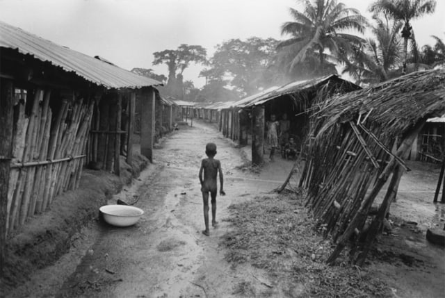 La famine, Sécession de la province du Biafra, Nigéria, juillet 1968, GC-9510_19A ©Fondation Gilles Caron