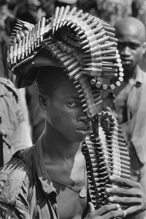 Soldat de l’armée biafraise, Sécession de la province du Biafra, Nigéria, novembre 1968, GC-12048-20A ©Fondation Gilles Caron