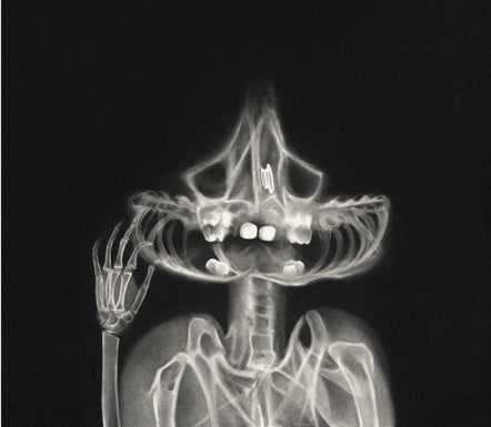 Yannick, 2014 Ceux qui naissent dans les fractures Dessin à la pierre noire sur papier 65 x 65 cm, RT19008 ©Raphaël Tachdjian