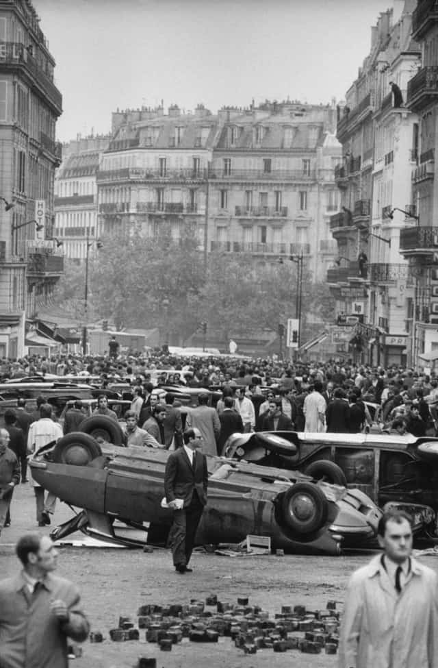 Quartier latin, Paris, 11 mai 1968, GC-08214-24A ©Fondation Gilles Caron