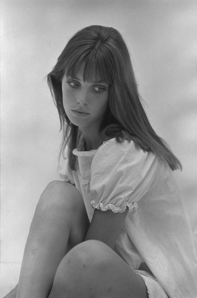 Jane Birkin tourne “Slogan”, film de Pierre Grimblat, Paris, 1968 GC-09160-18A ©Fondation Gilles Caron