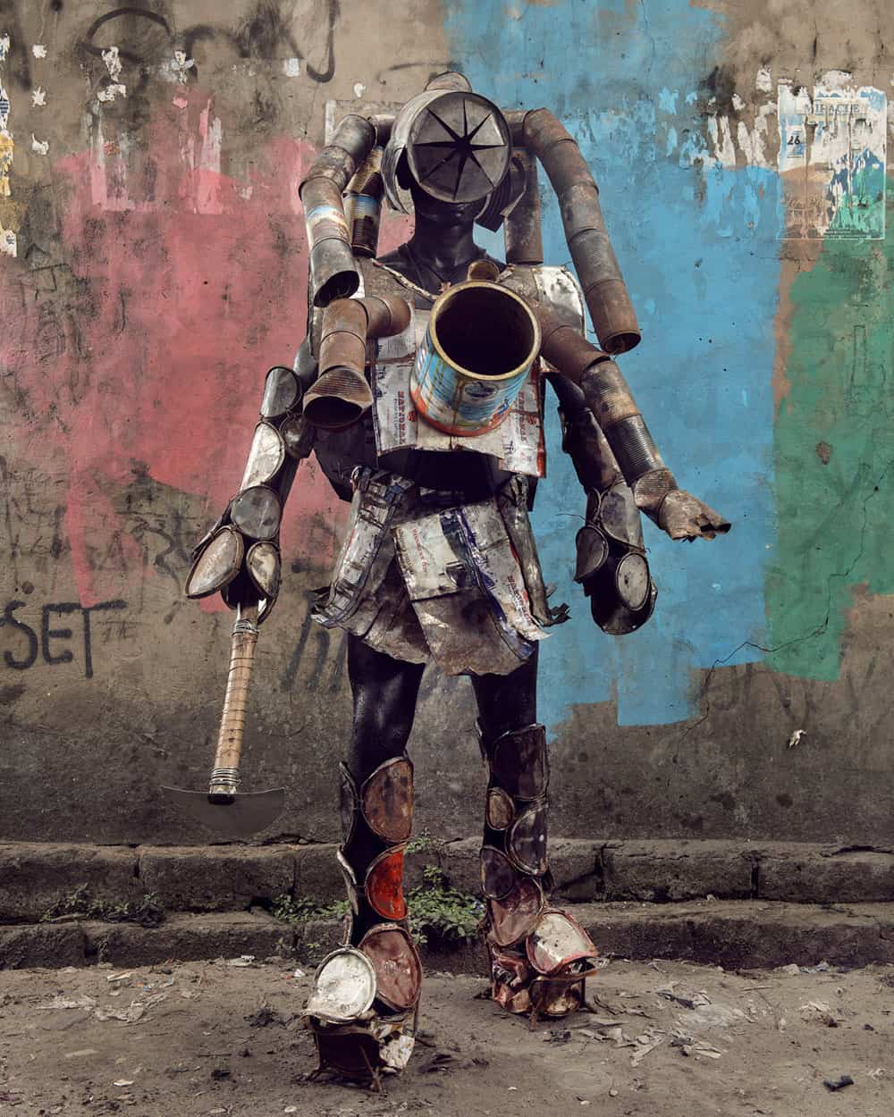 Homo Detritus #22, Kinshasa, RDC série Real Portraitik #5, 2021 Photographie Fine art print sur Hahnemühle 100 x 80  cm édition 9 + 3 EA ©Stephan Gladieu