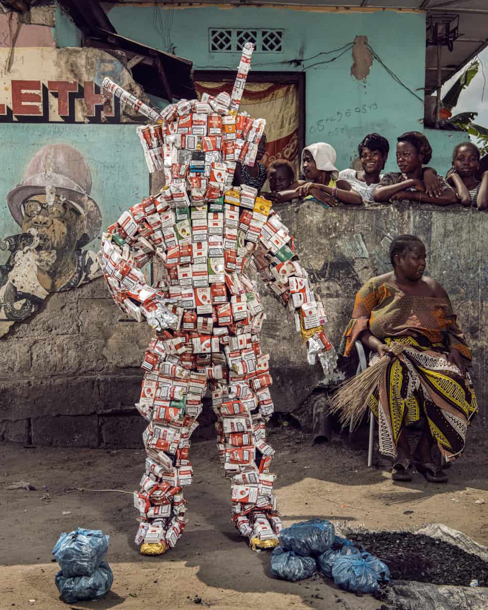 Homo Detritus #10, Kinshasa, RDC série Real Portraitik #5, 2021 Photographie Fine art print sur Hahnemühle 100 x 80  cm édition 9 + 3 EA ©Stephan Gladieu