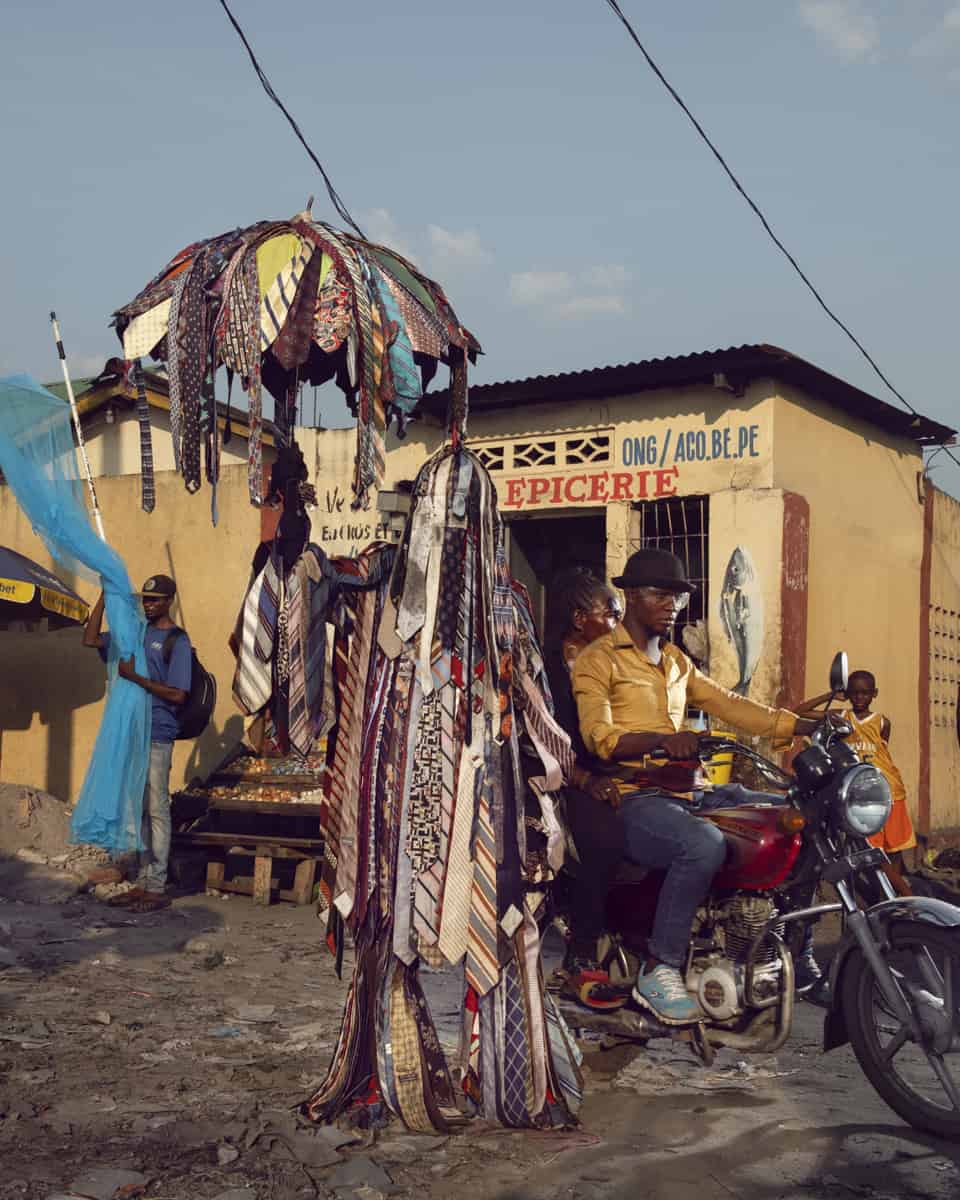Homo Detritus #30, Kinshasa, RDC série Real Portraitik #5, 2021 Photographie Fine art print sur Hahnemühle 100 x 80  cm édition 9 + 3 EA ©Stephan Gladieu