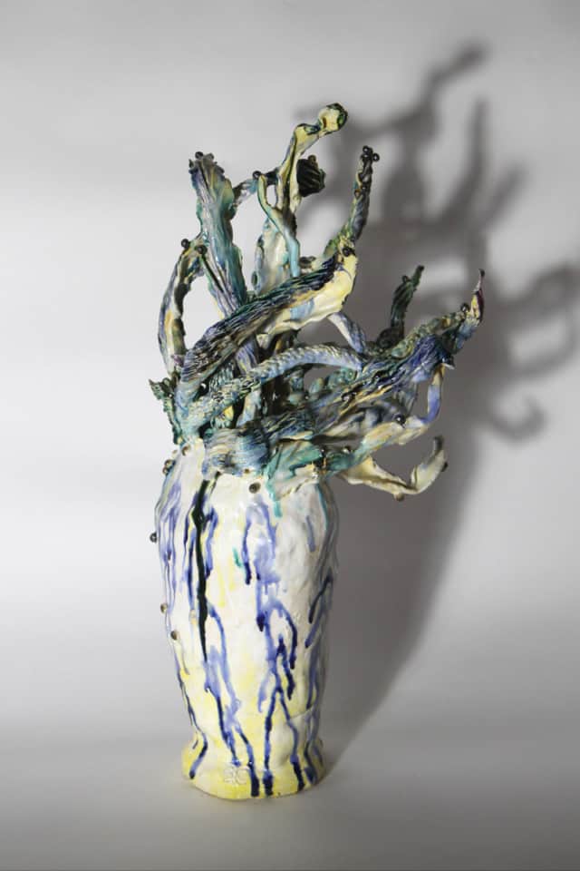 Vase Escargot, 2022 sculpture céramique, Dia 34 x 61 H cm BC-2201 ©Bachelot&Caron