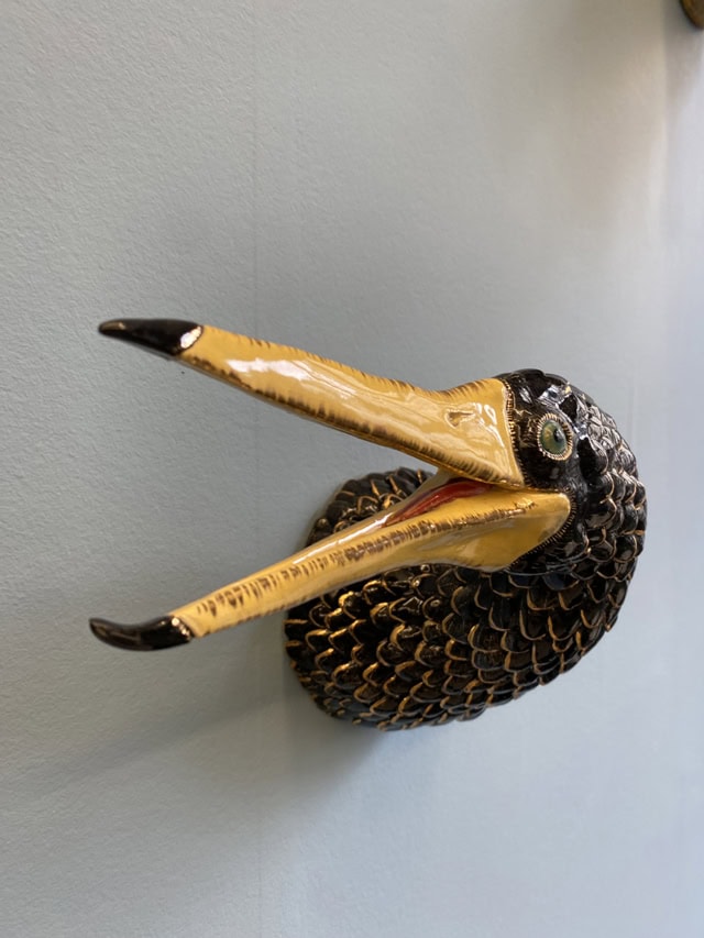 Funky yellow bird, 2023 sculpture faïence émaillée 13 x 11 x 20 cm  OT-2301 ©Onno Theelen