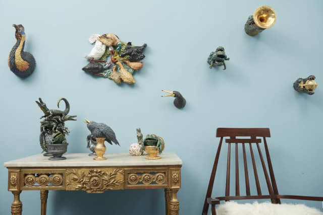 Vue de l'exposition la forêt enchantée installation sculptures ©Onno Theelen Photo ©Stephan Gladieu