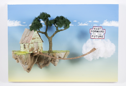 Fastfowardtothefuture2024sculpturetechniquemixtesouscapotplexiglas52x2148x37cmLF-2425LaFratrie