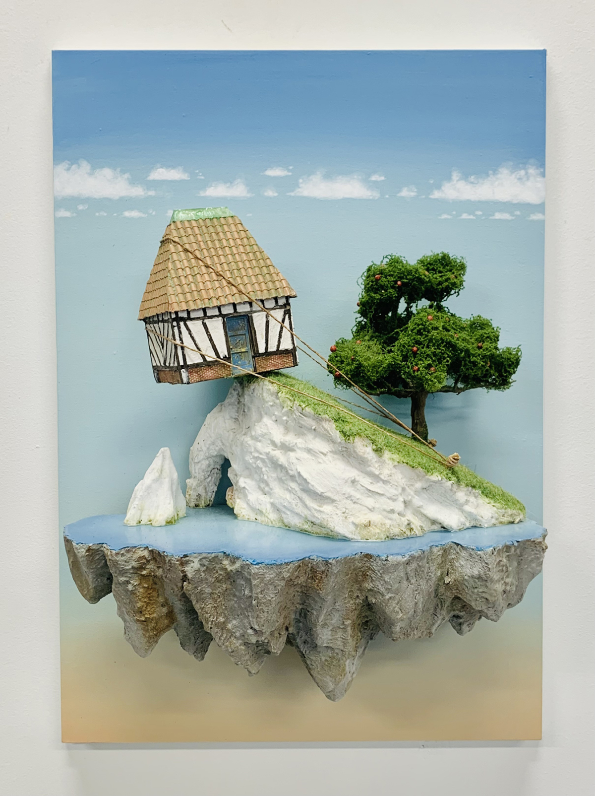 La grâce et la pesanteur, 2025 scuplture technique mixte 52x38x20 cm LF-2509 ©La Fratrie