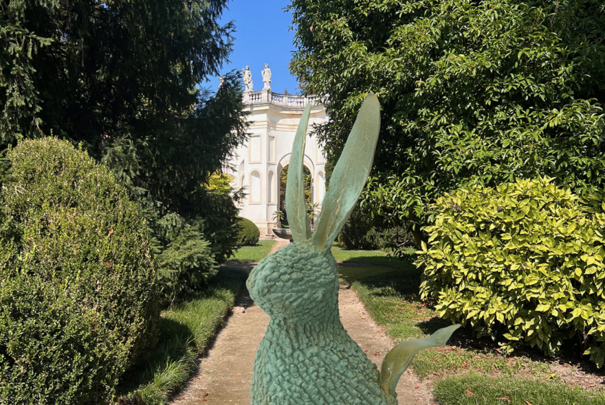 Fleurdelapin12025sculptureceramique50x50x98cmMF-2504MatthieuFaury