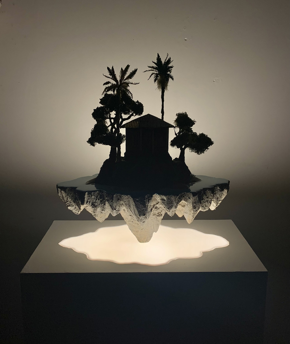 Not another place in the sun, 2025 sculpture technique mixte 45x27x50 cm LF-2506 ©La Fratrie