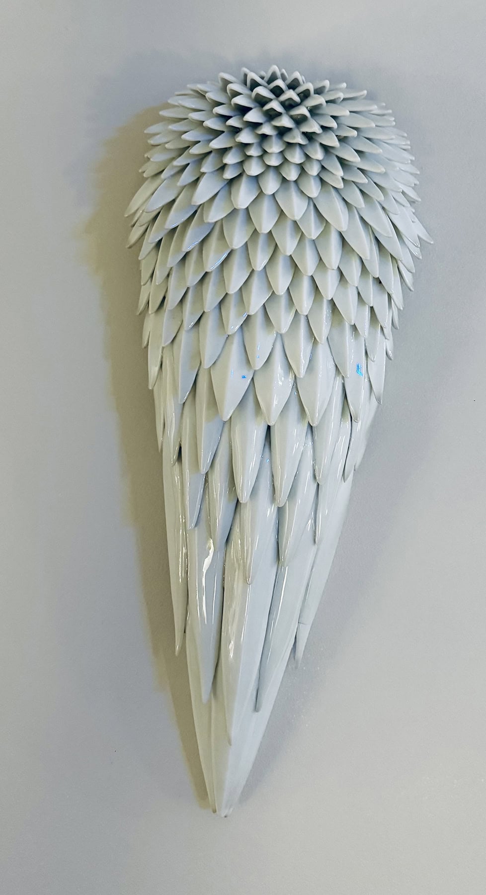 Sans bouger jamais, 2020 sculpture porcelaine blanche 20x13x58 cm SH-2003 ©Safia HIJOS 